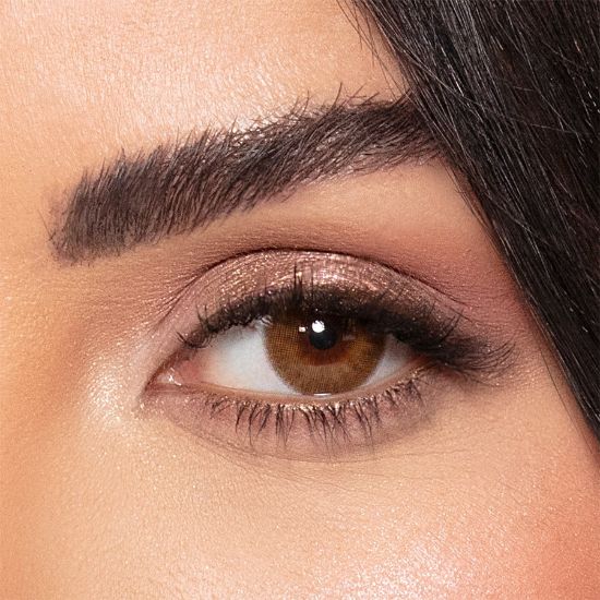 صورة آمارا-عدسات لاصقة-ملونة-زوج-برونيت